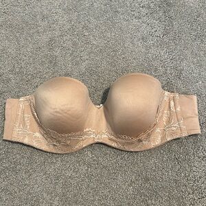 Body by Victoria strapless bra Victoria’s Secret Wear Everywhere